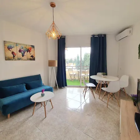 Apartamento Tropical Con Piscina Cerca De La Playa