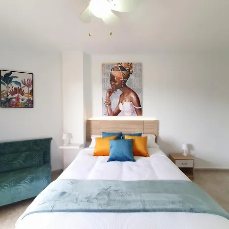 Tropical Con Piscina Cerca De La Playa Апартаменты