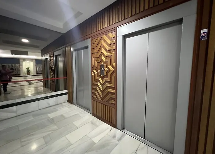 Tropical Y , Contemporáneo Cerca De La Playa! Apartamento Torremolinos