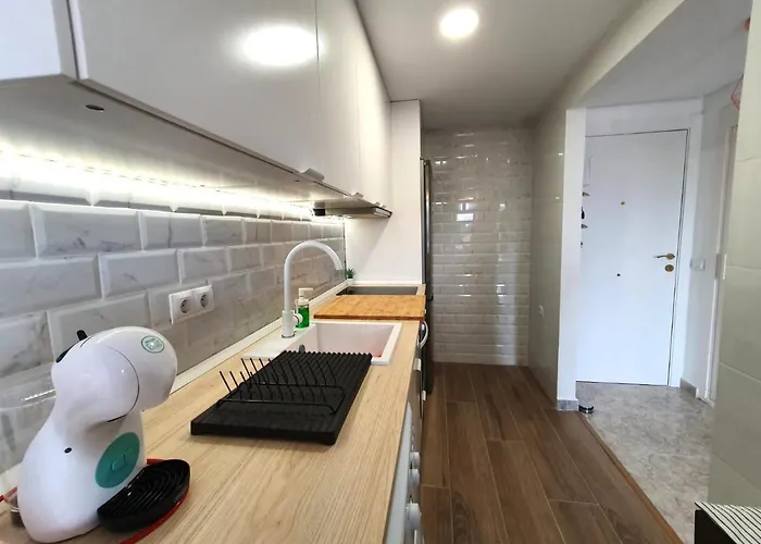 Tropical Con Piscina Cerca De La Playa * Торремолинос