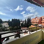 Tropical Con Piscina Cerca De La Playa *