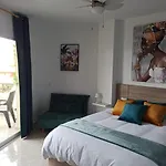 Апартаменти Tropical Con Piscina Cerca De La Playa