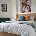 Tropical Con Piscina Cerca De La Playa